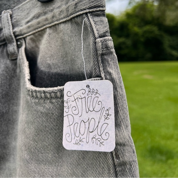 NWT We The Free Relaxed & Destroyed Denim Mini Skirt, Grey, Size 27 - Picture 4 of 5
